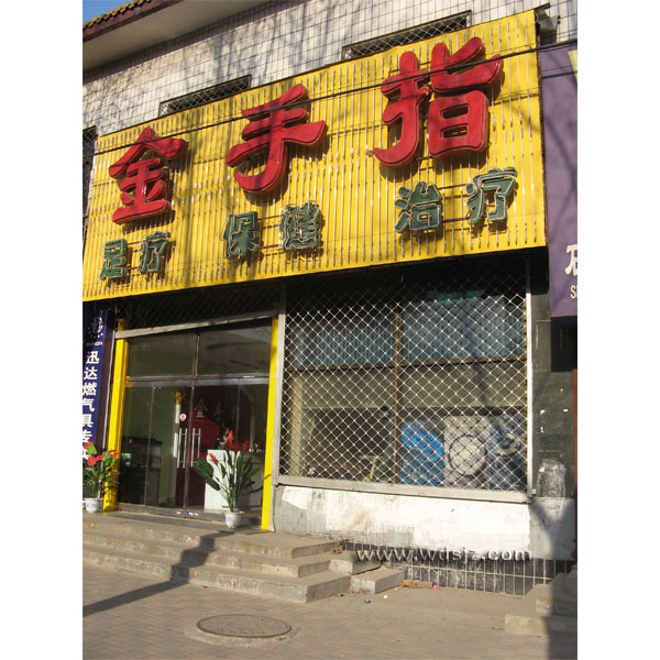 ָ