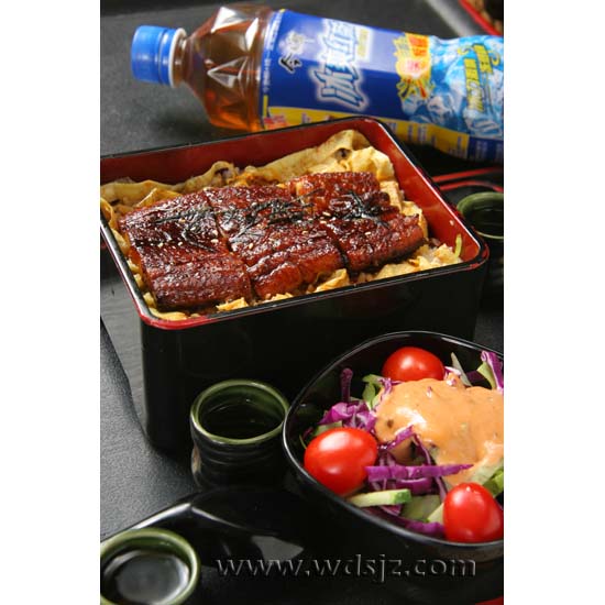 ���㷹�ײ�